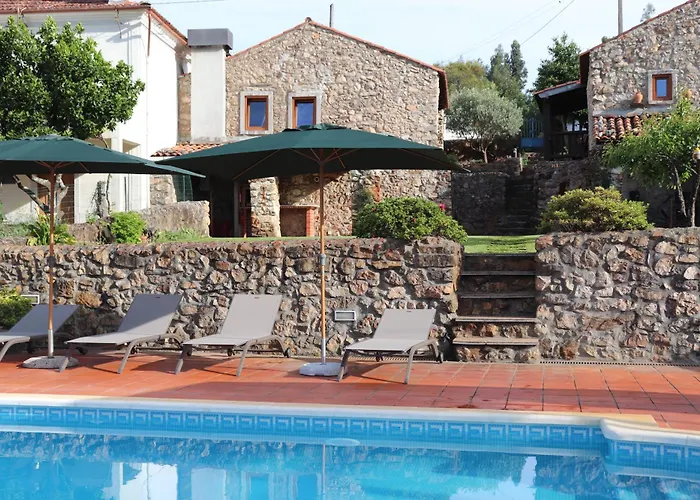 Alpehytte Casas Do Favacal *