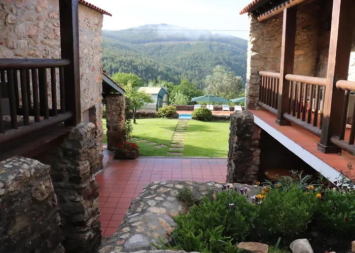 Casas Do Favacal *