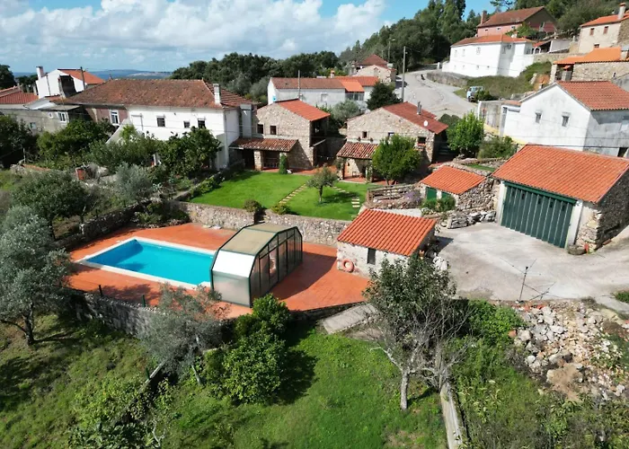Casas Do Favacal *